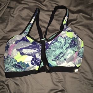 Victoria Secret sports bra